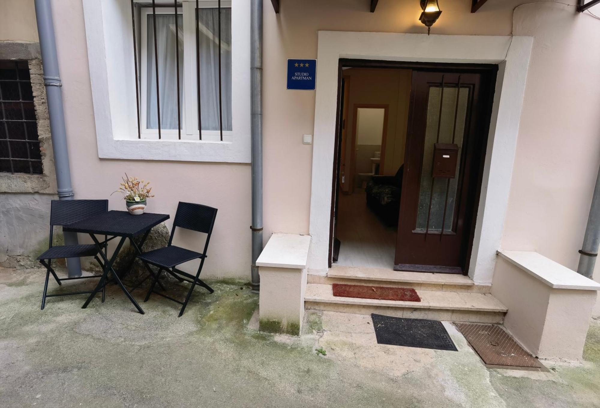 אופטיה Apartment Zlatko , Ten Steps To The Sea מראה חיצוני תמונה